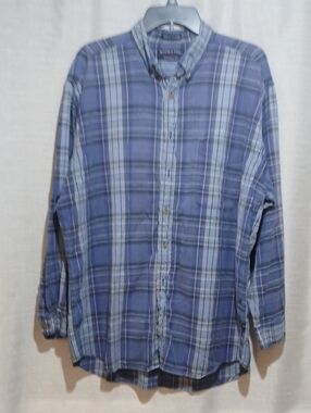 Sutter and Grant  Men's Blue Plaid Button Down